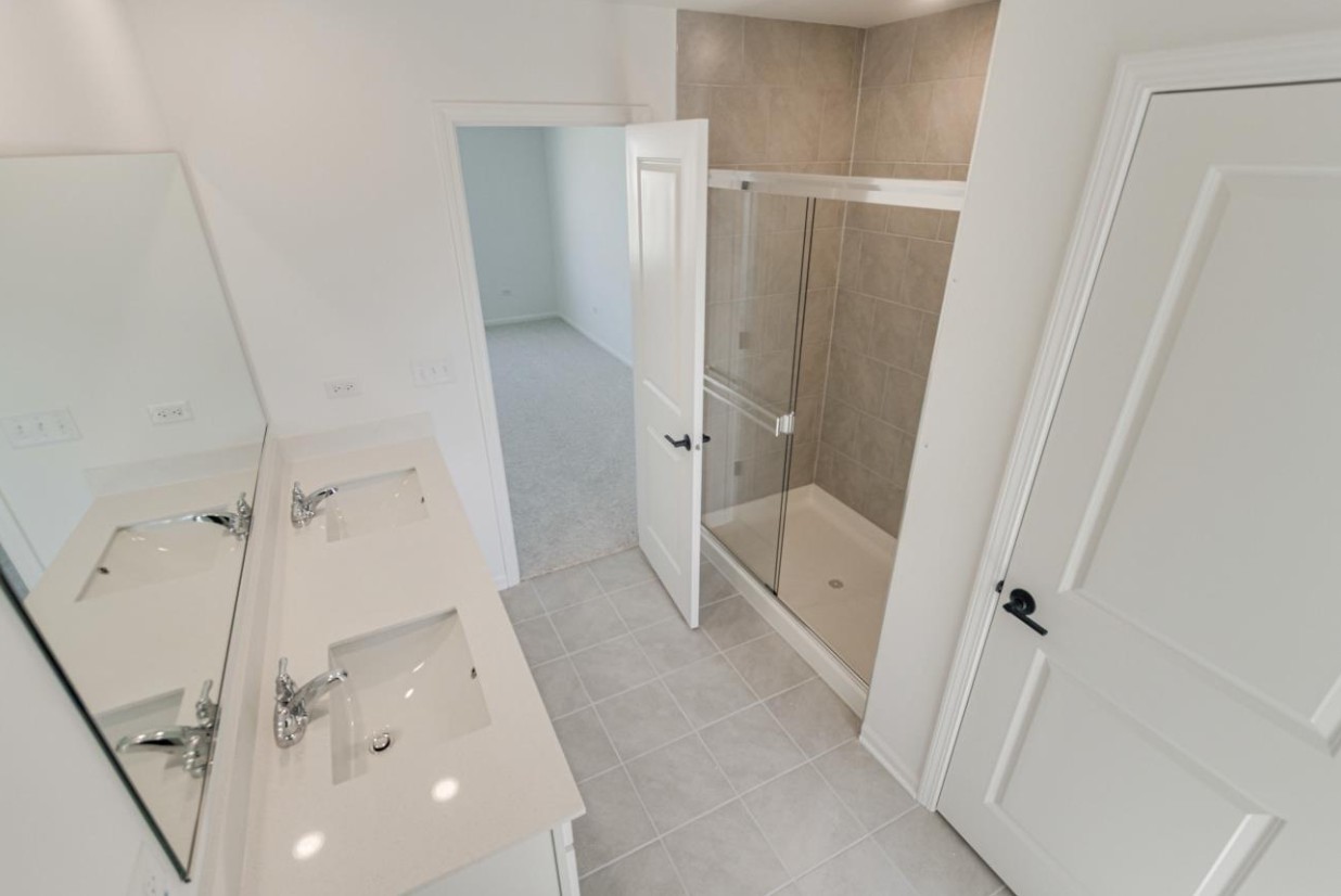 15455 W Amelia Circle, Lockport, IL 60441