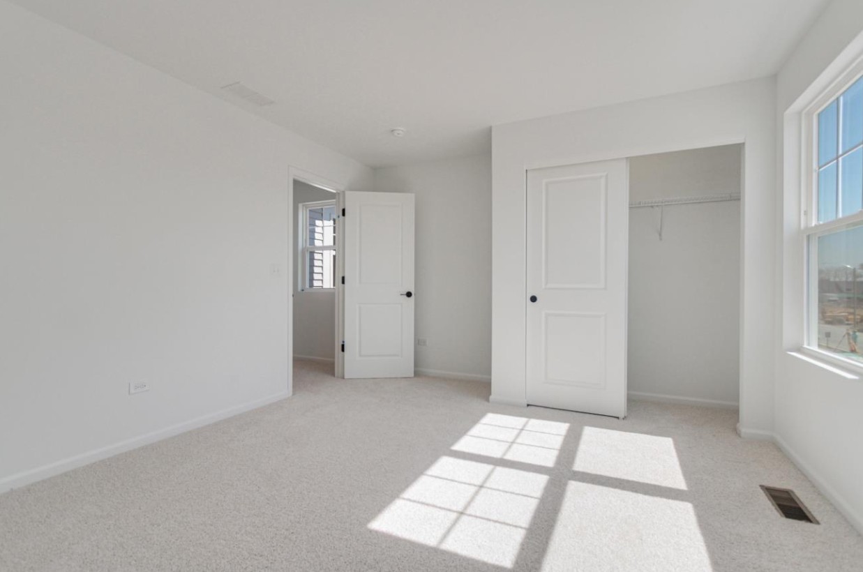 15455 W Amelia Circle, Lockport, IL 60441