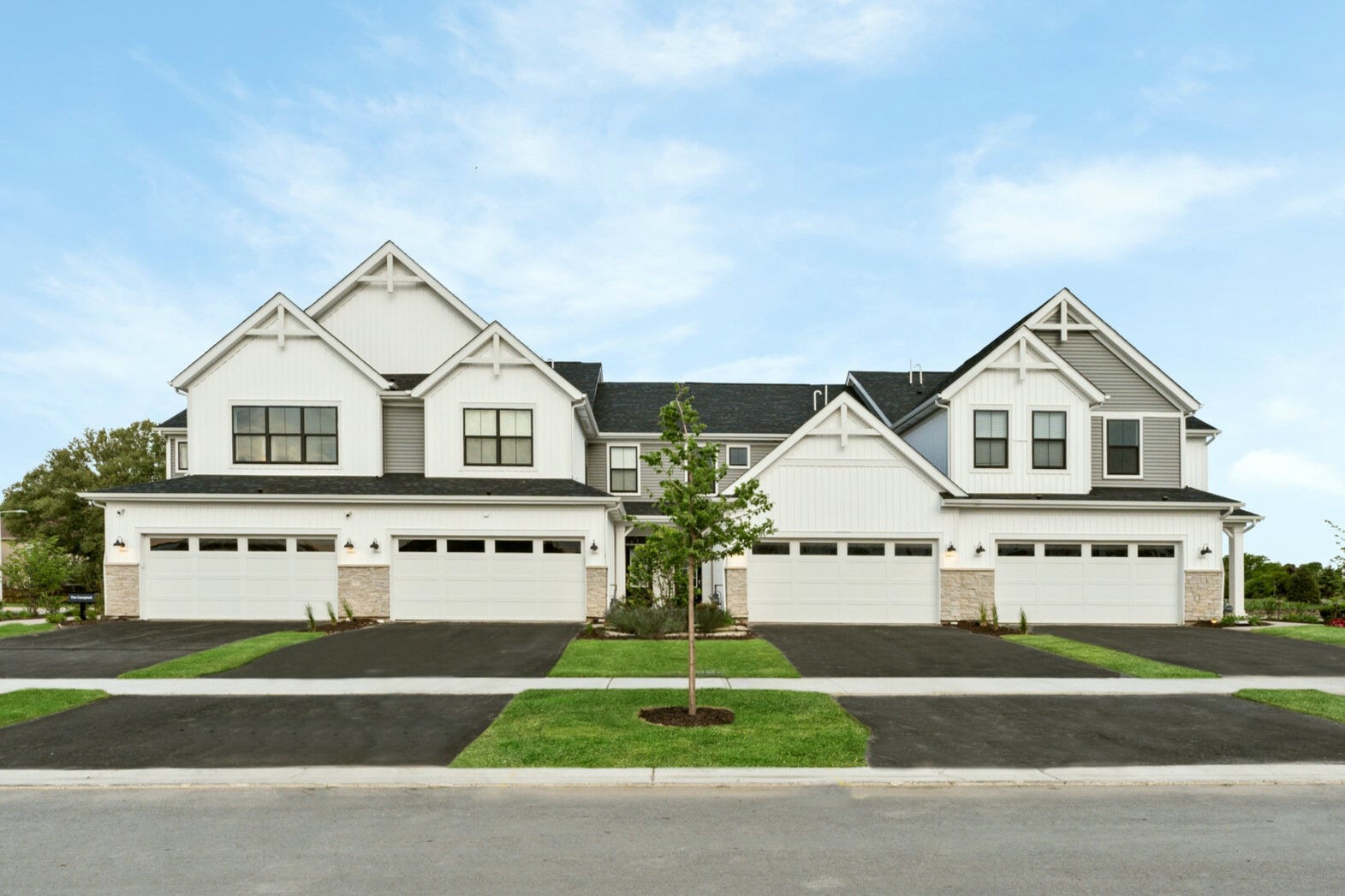 15455 W Amelia Circle, Lockport, IL 60441