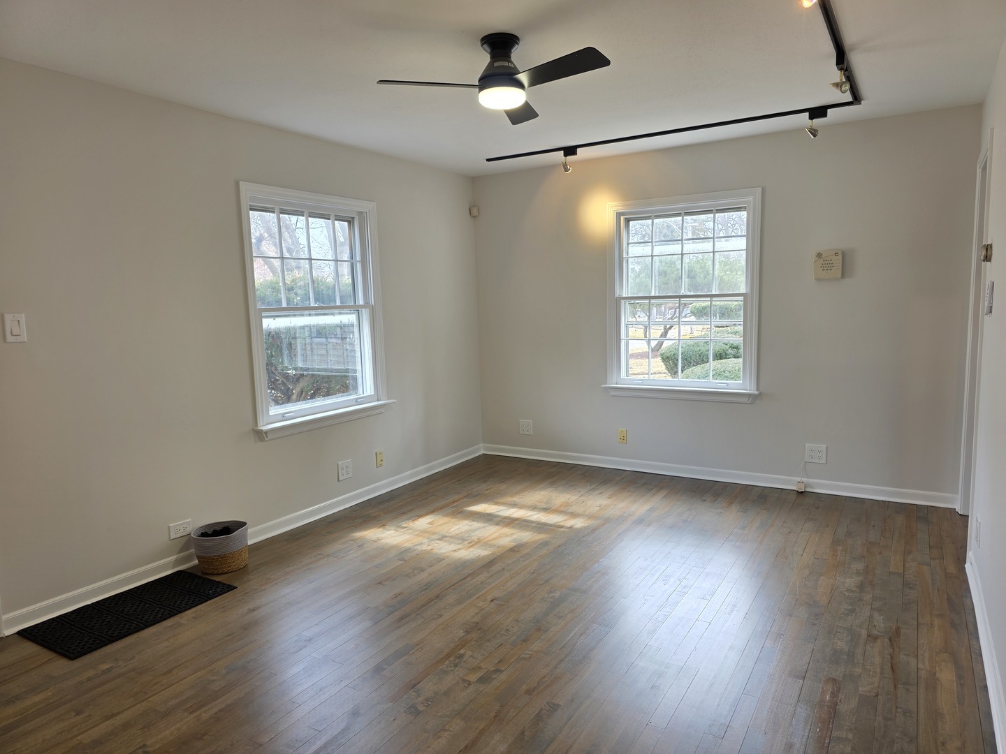 1738 Seymour Avenue, North Chicago, IL 60064