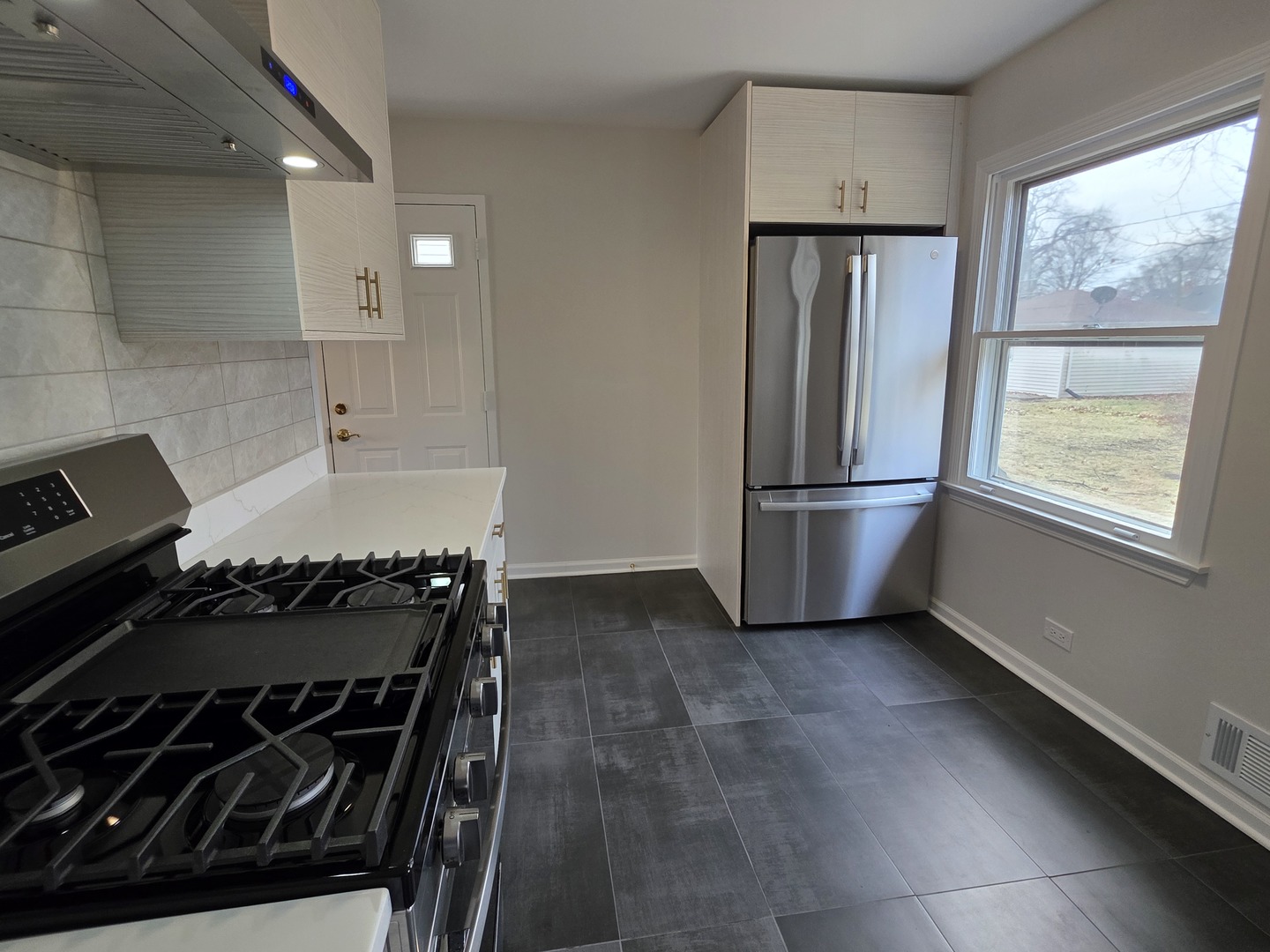 1738 Seymour Avenue, North Chicago, IL 60064