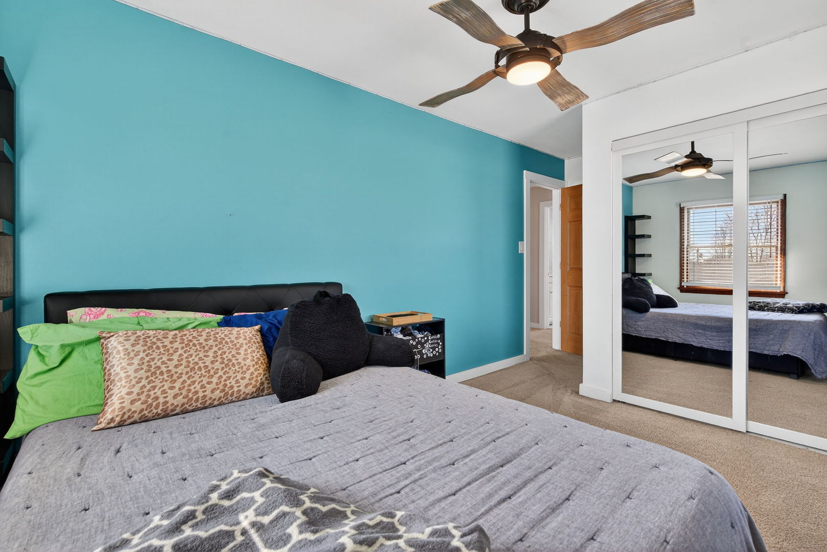 2117 Leness Lane, Crest Hill, IL 60403