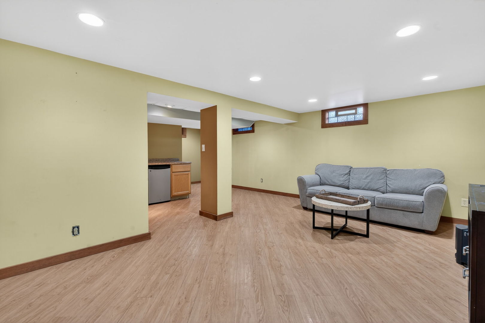 2117 Leness Lane, Crest Hill, IL 60403