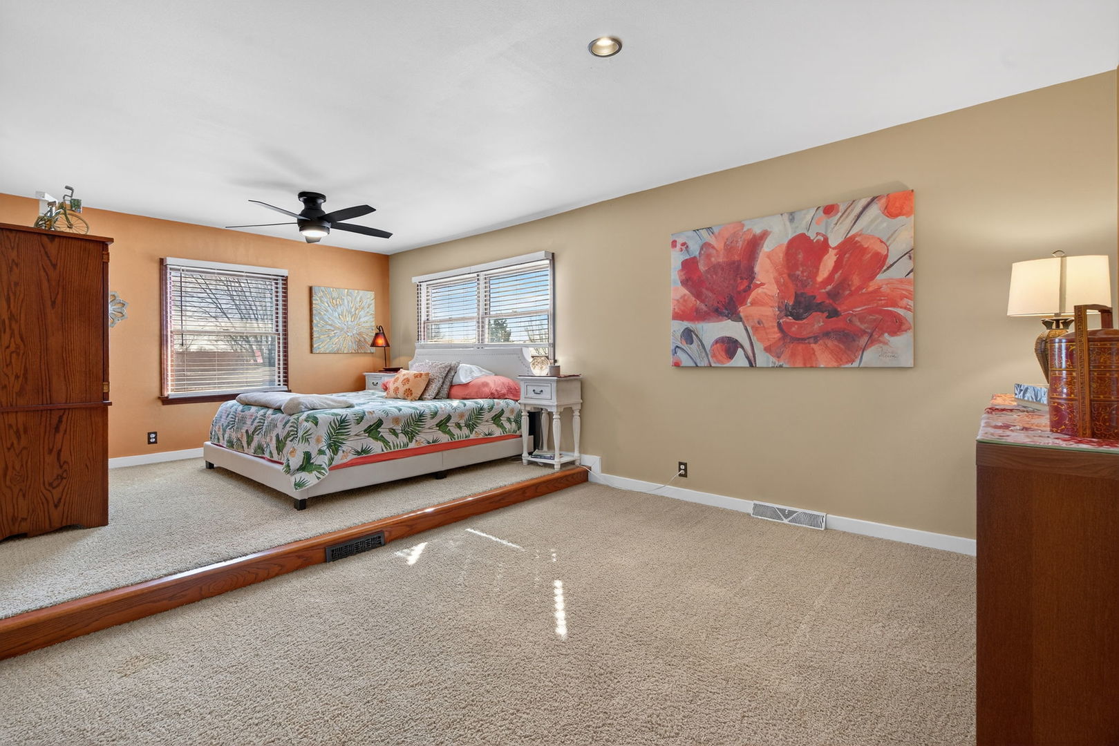 2117 Leness Lane, Crest Hill, IL 60403