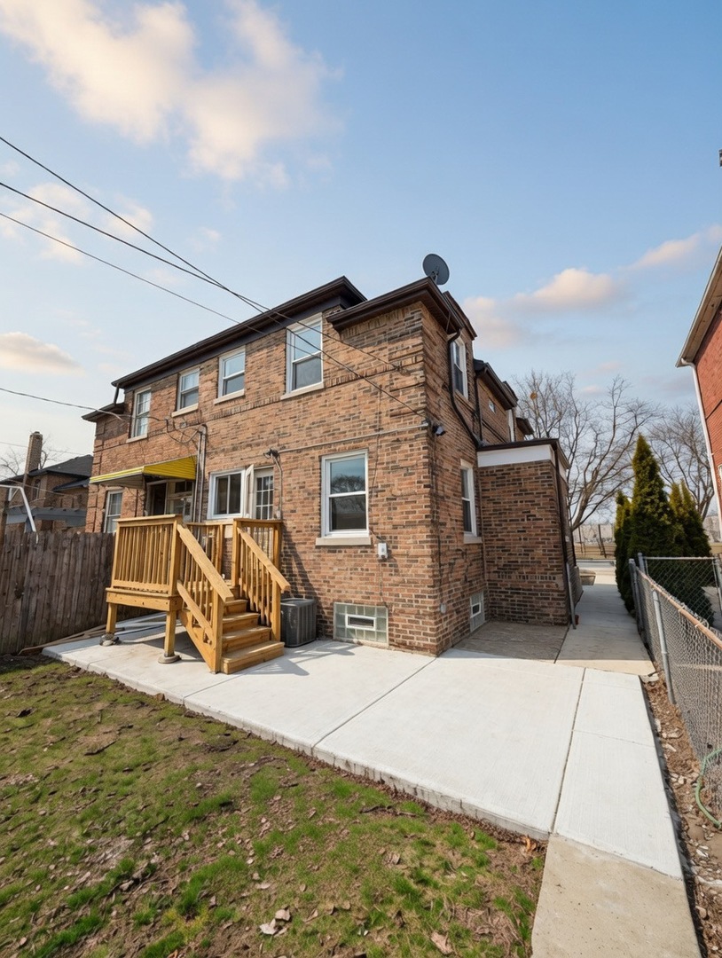 1813 N Mcvicker Avenue, Chicago, IL 60639