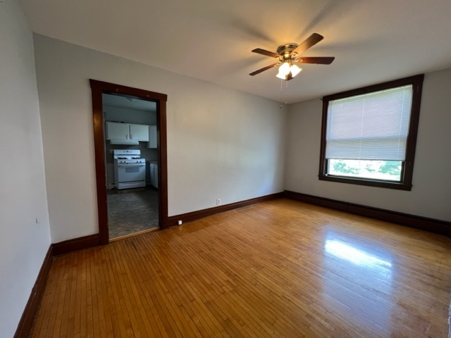 532 South Street, Elgin, IL 60123