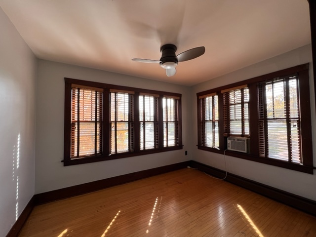 532 South Street, Elgin, IL 60123