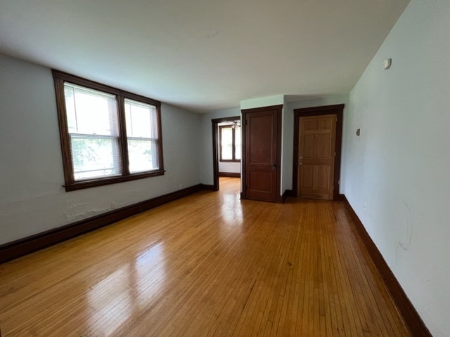 532 South Street, Elgin, IL 60123