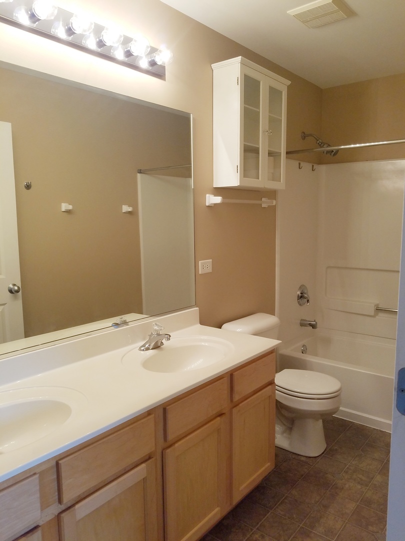 Plainfield, IL 60585