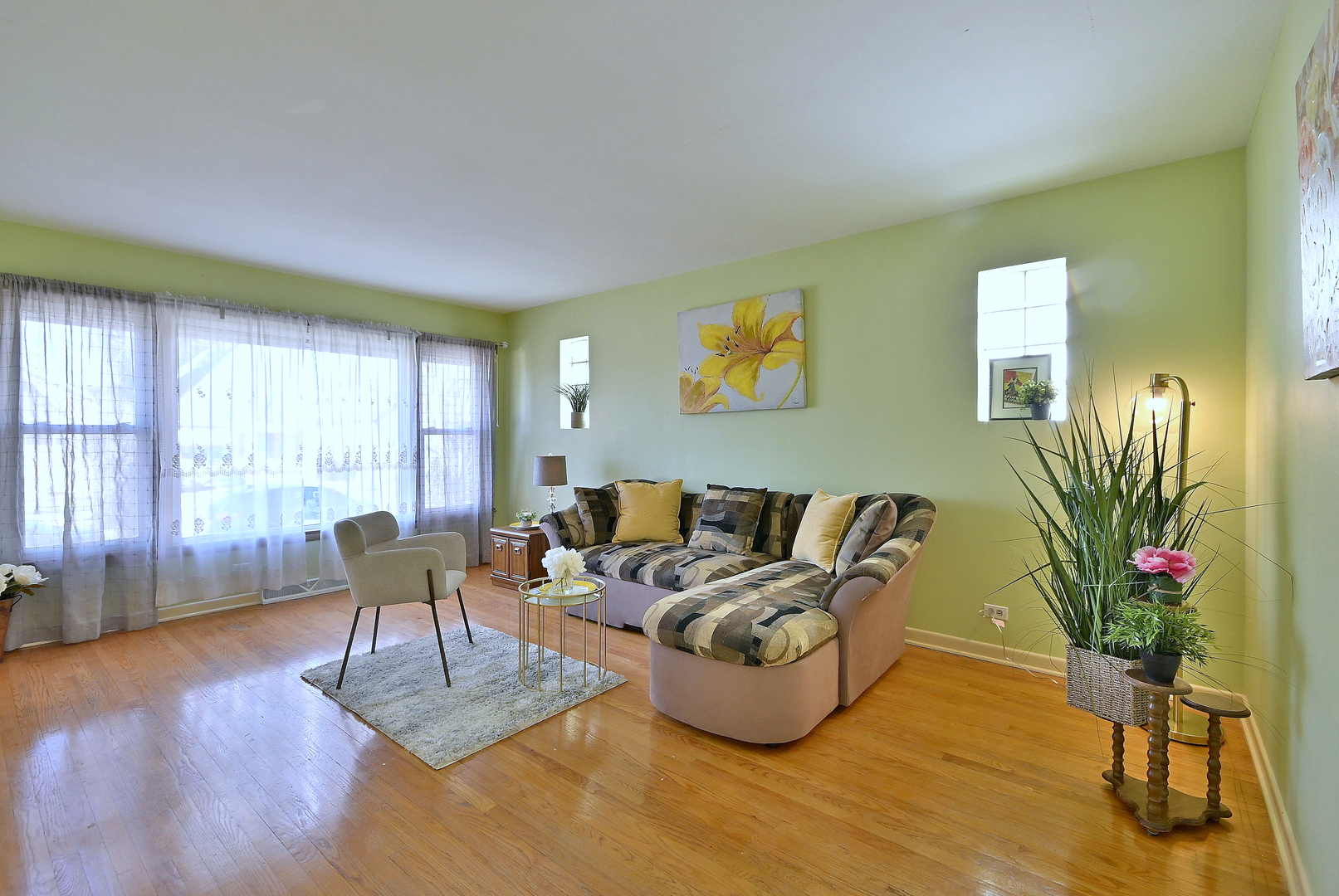 5247 N Mulligan Avenue, Chicago, IL 60630