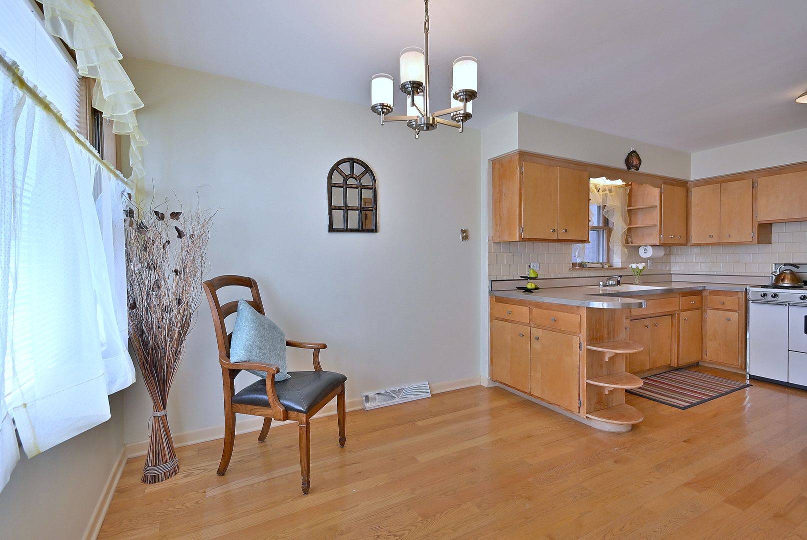 5247 N Mulligan Avenue, Chicago, IL 60630