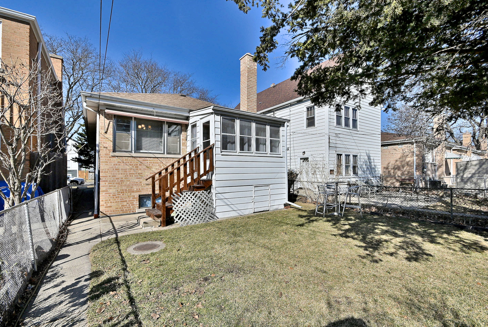 5247 N Mulligan Avenue, Chicago, IL 60630