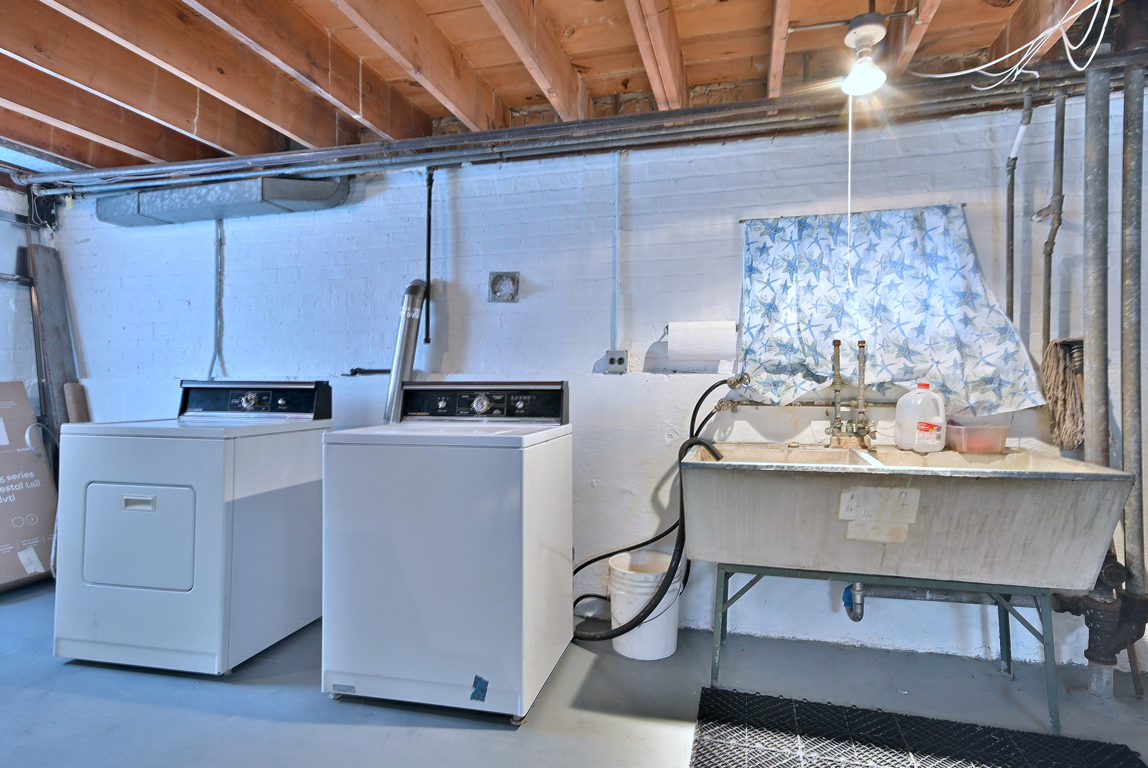 5247 N Mulligan Avenue, Chicago, IL 60630