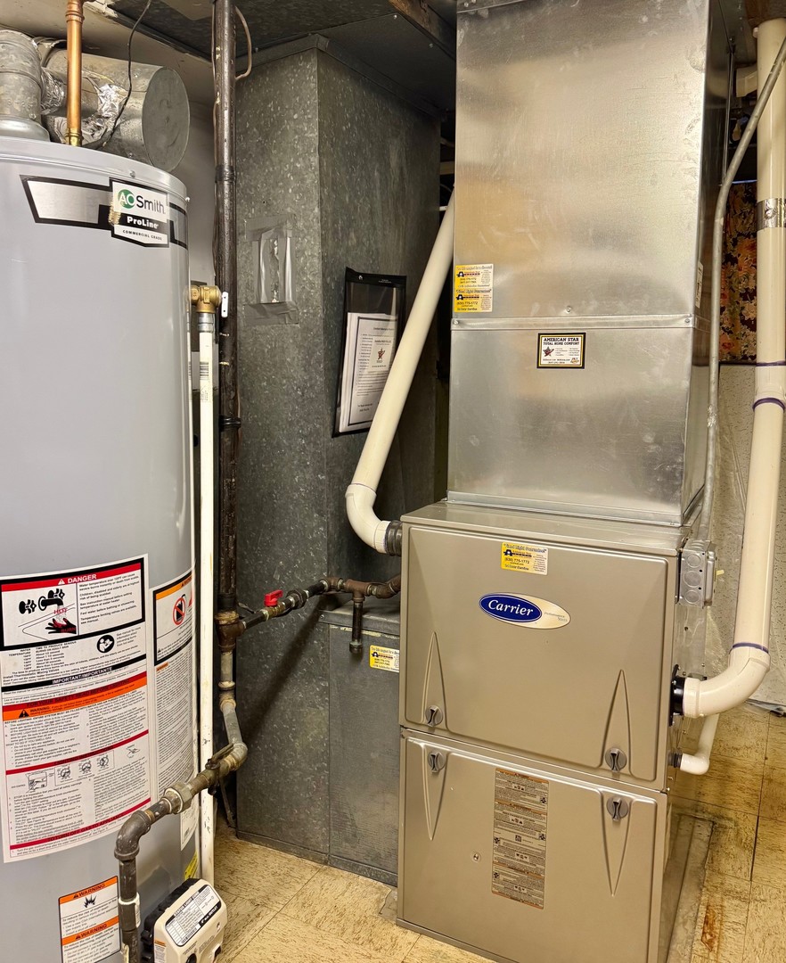 250 Anita Street, Des Plaines, IL 60016