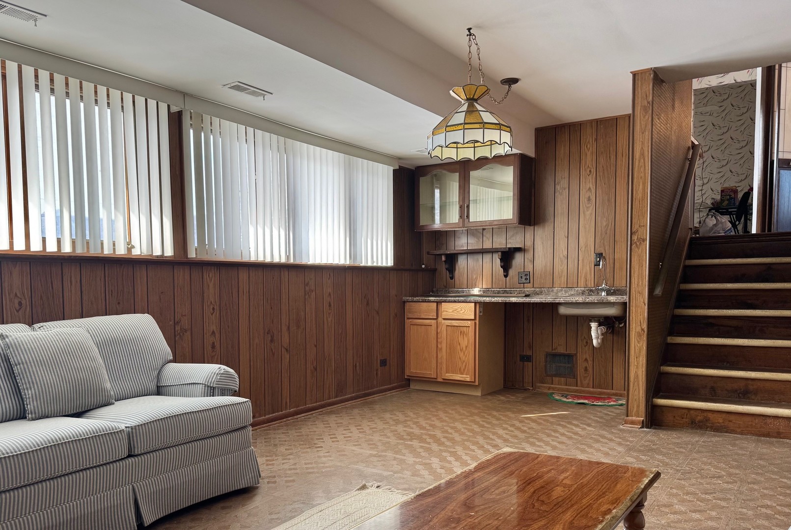 250 Anita Street, Des Plaines, IL 60016