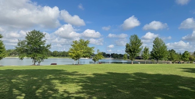 250 Anita Street, Des Plaines, IL 60016