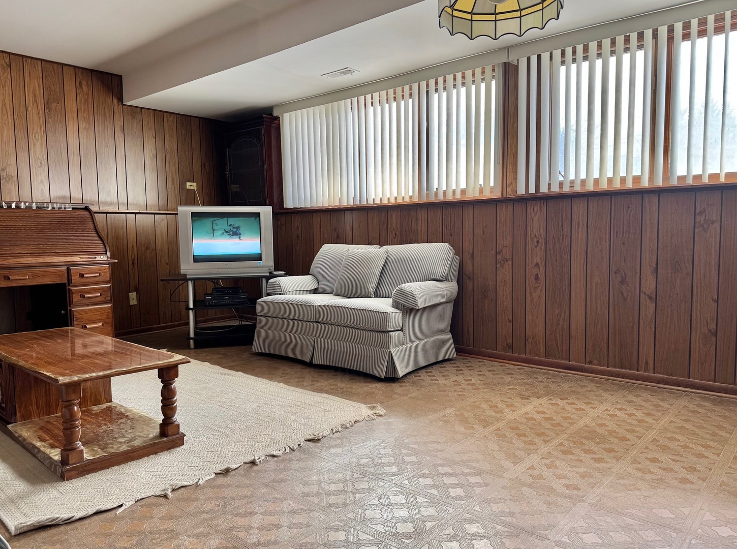 250 Anita Street, Des Plaines, IL 60016