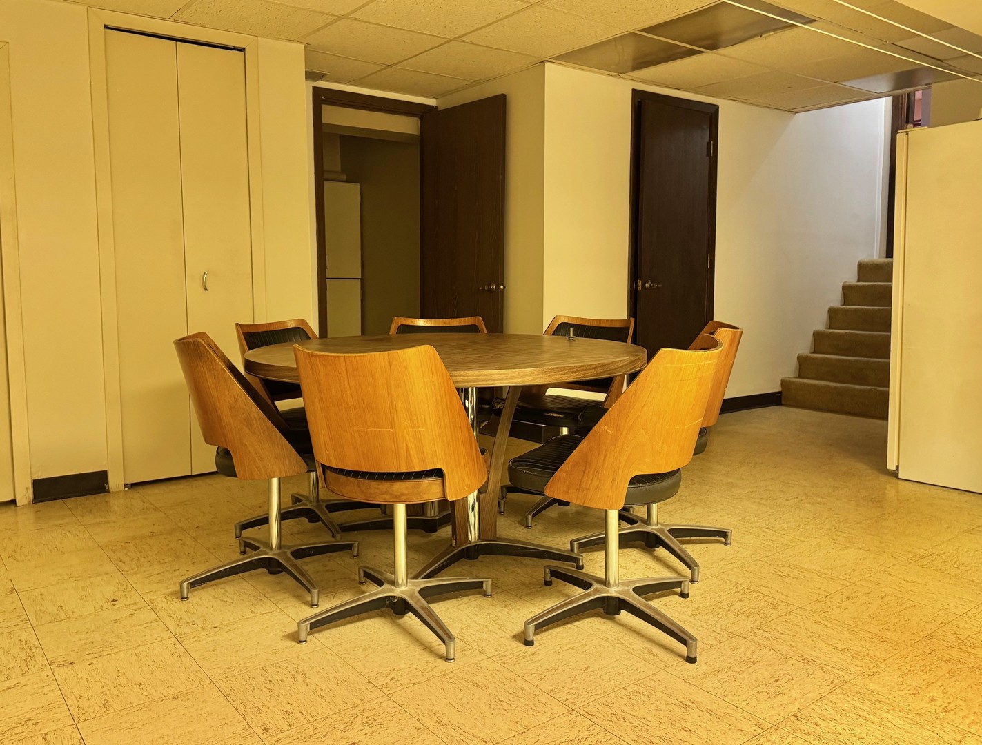 250 Anita Street, Des Plaines, IL 60016