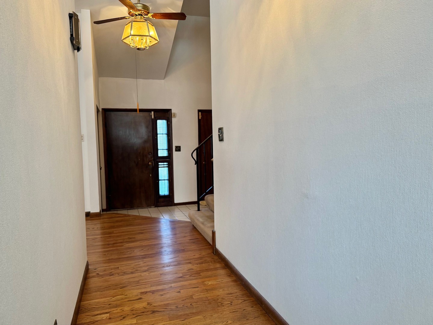 250 Anita Street, Des Plaines, IL 60016