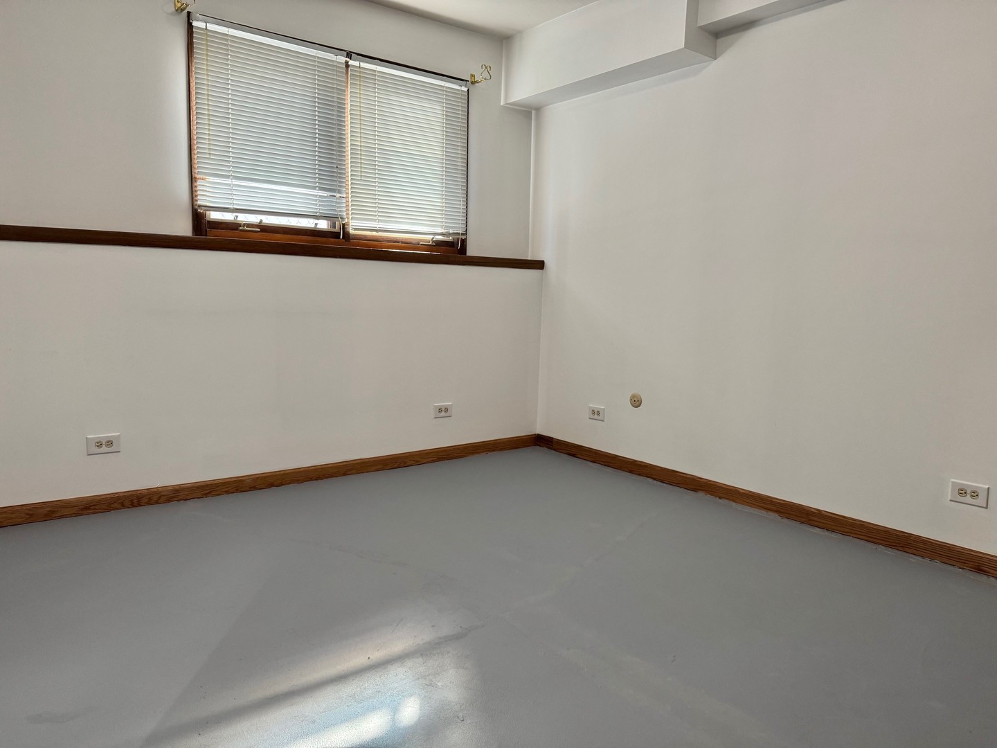 250 Anita Street, Des Plaines, IL 60016