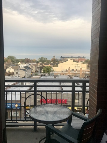 3450 S Halsted Street #405, Chicago, IL 60608