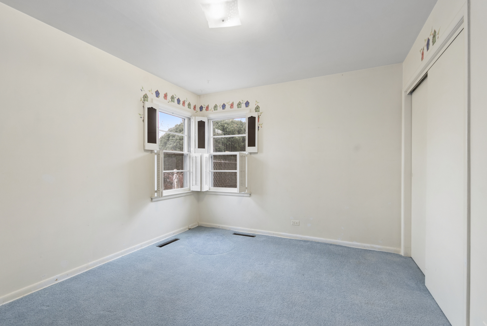 11519 S Neenah Avenue, Worth, IL 60482