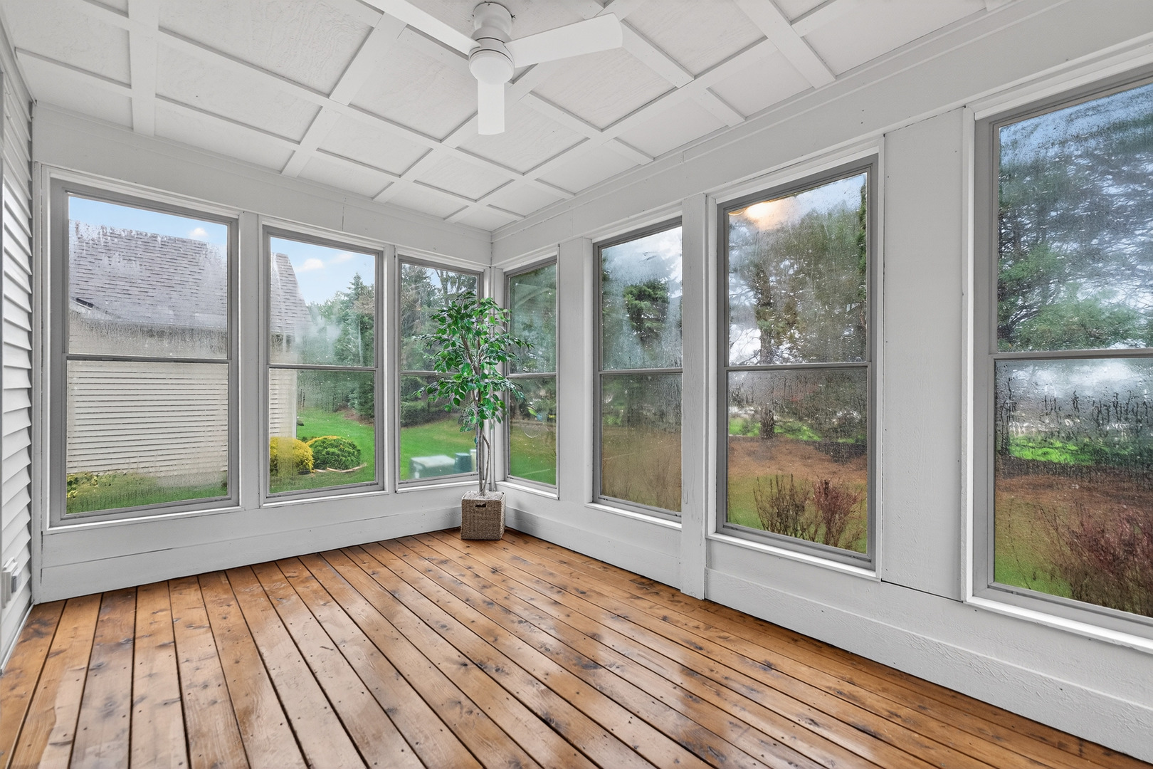 681 Hampshire Drive, Hampshire, IL 60140