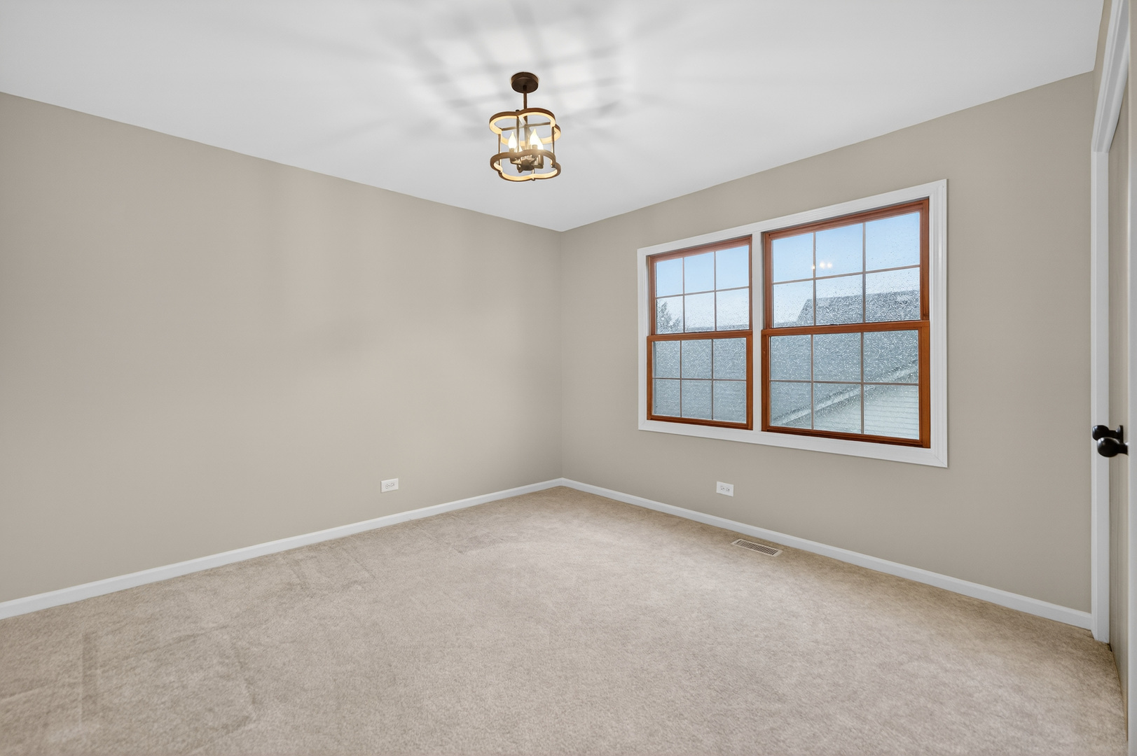 681 Hampshire Drive, Hampshire, IL 60140