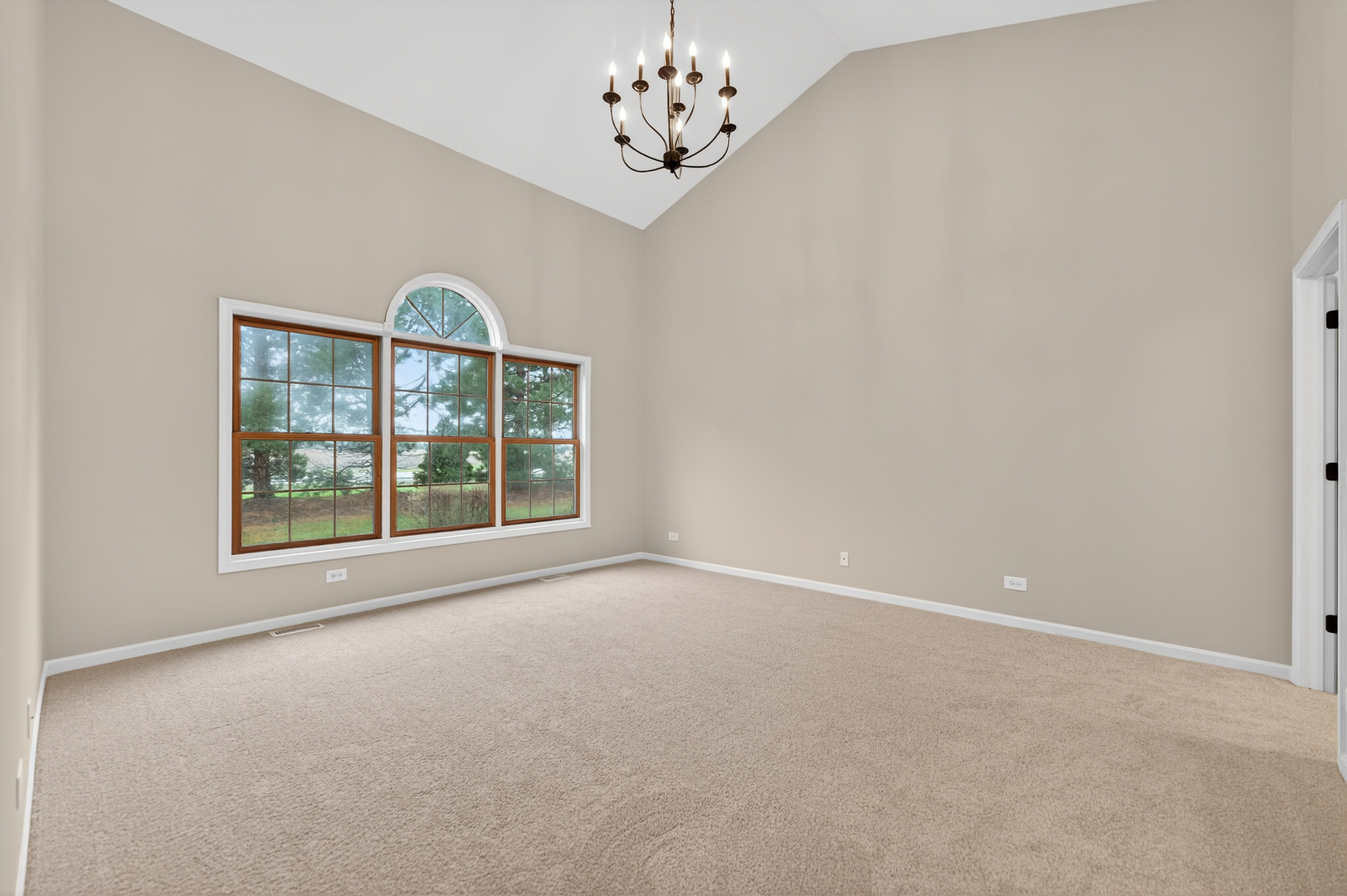 681 Hampshire Drive, Hampshire, IL 60140