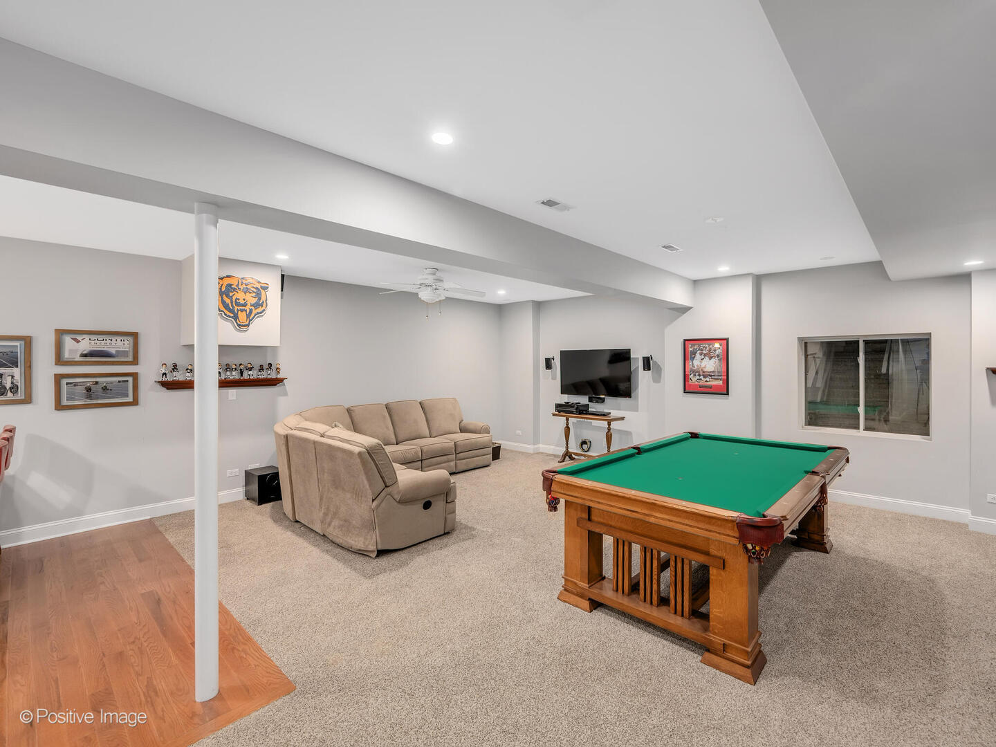 333 Kenmore Avenue, Elmhurst, IL 60126