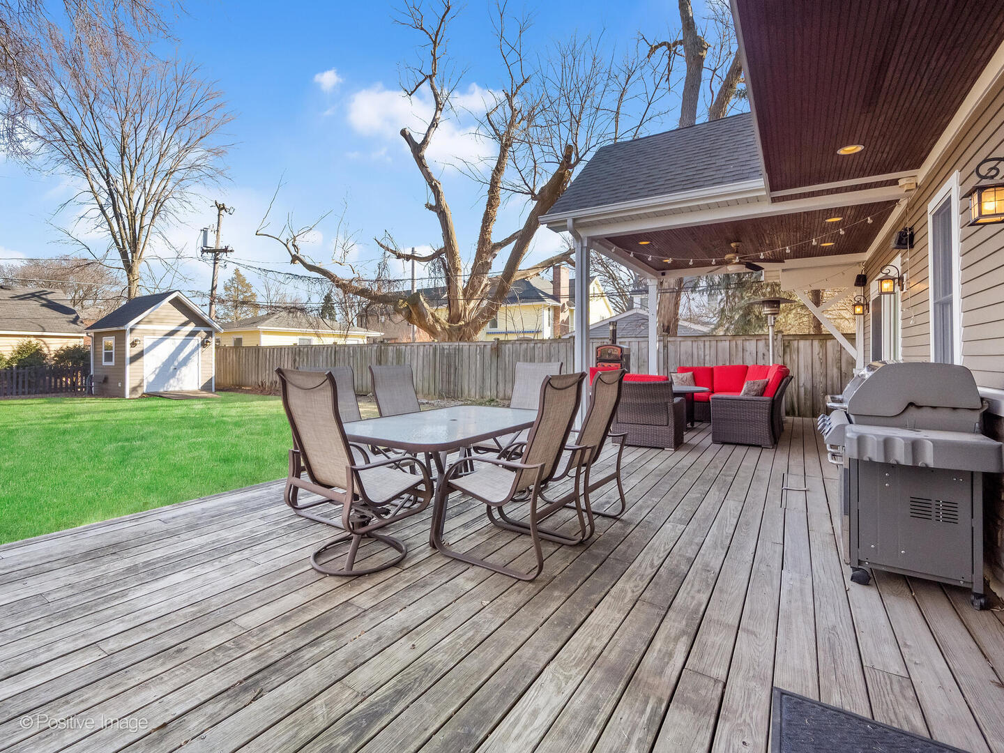 333 Kenmore Avenue, Elmhurst, IL 60126