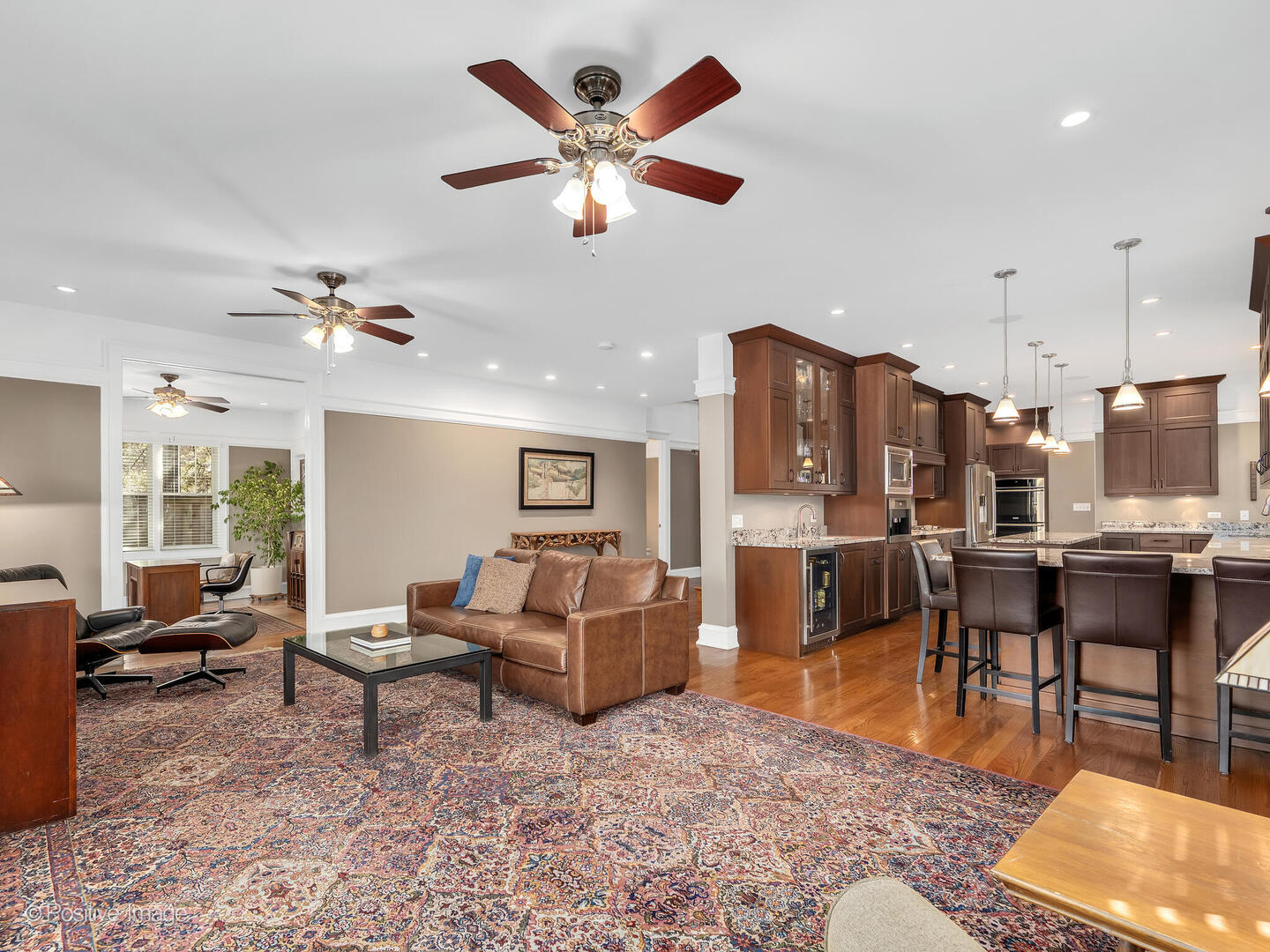 333 Kenmore Avenue, Elmhurst, IL 60126