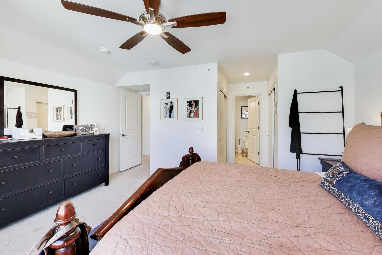 303 S Northwest Highway #2, Park Ridge, IL 60068