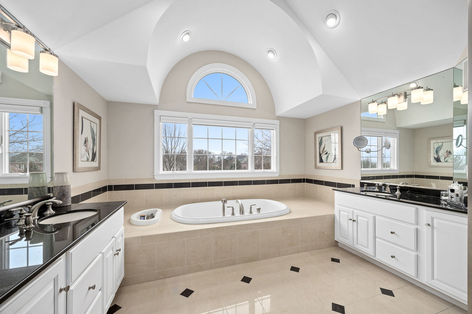 10825 Green Manor Court, Orland Park, IL 60467