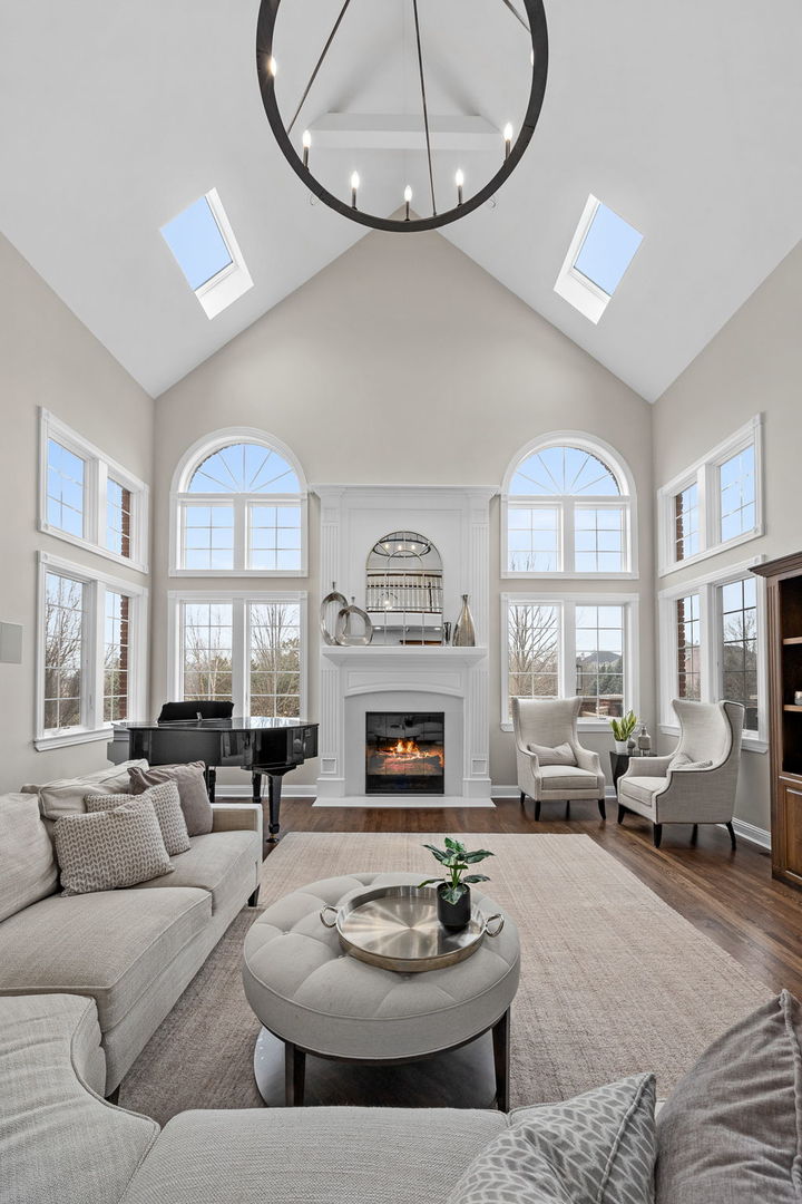 10825 Green Manor Court, Orland Park, IL 60467