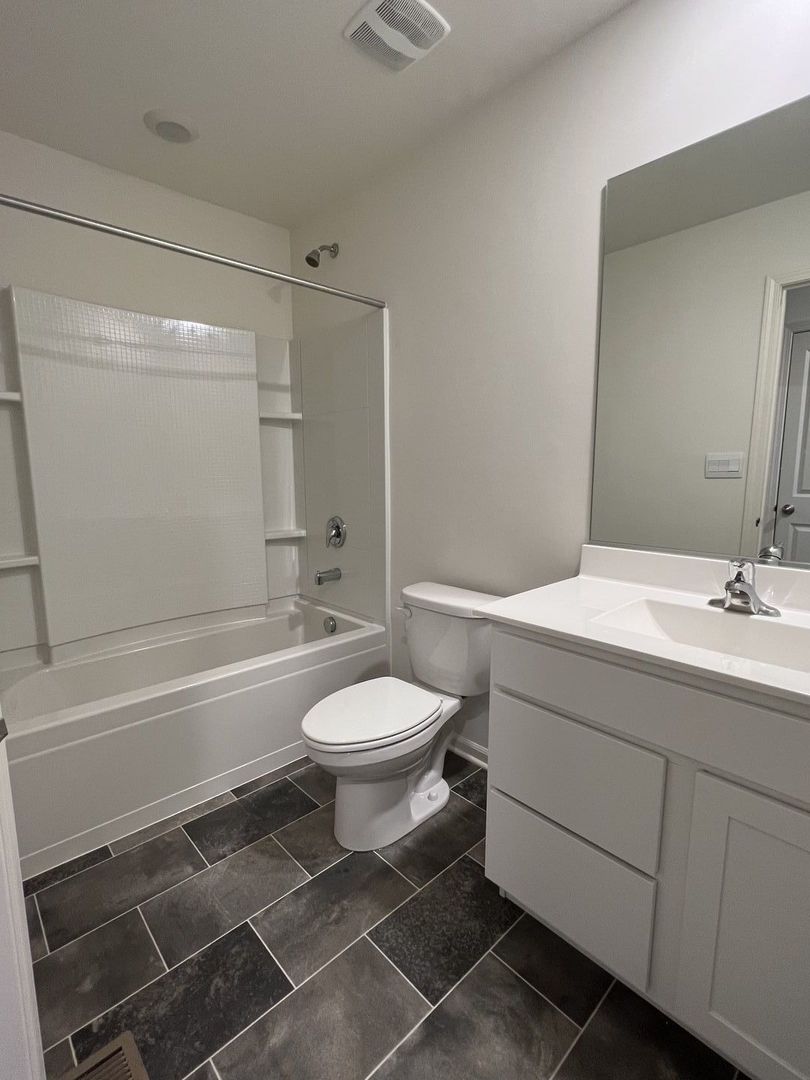 217 Goldenrod Drive, Elgin, IL 60124