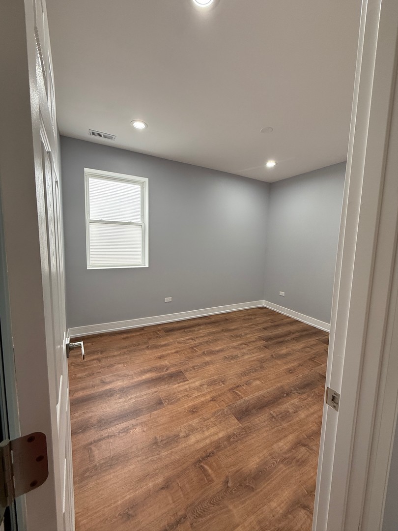 4907 W Walton Street #2, Chicago, IL 60651