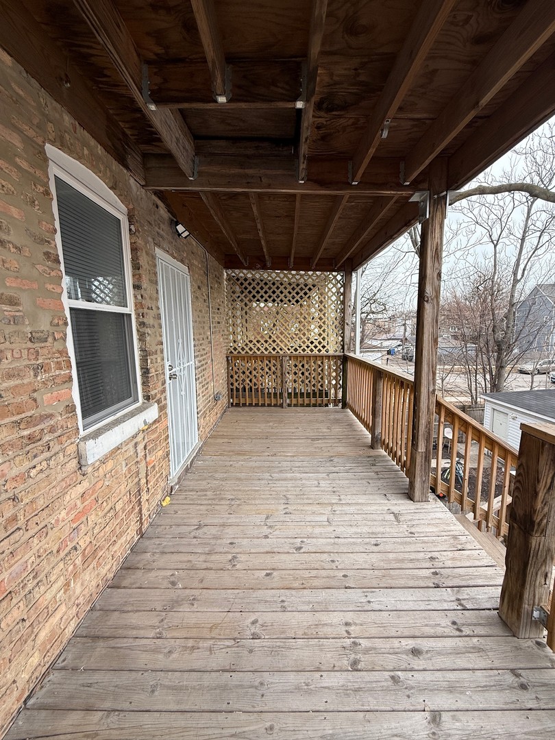 4907 W Walton Street #2, Chicago, IL 60651