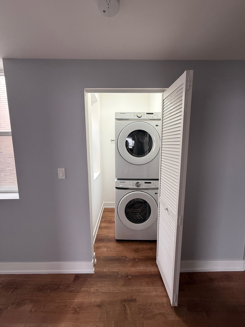 4907 W Walton Street #2, Chicago, IL 60651