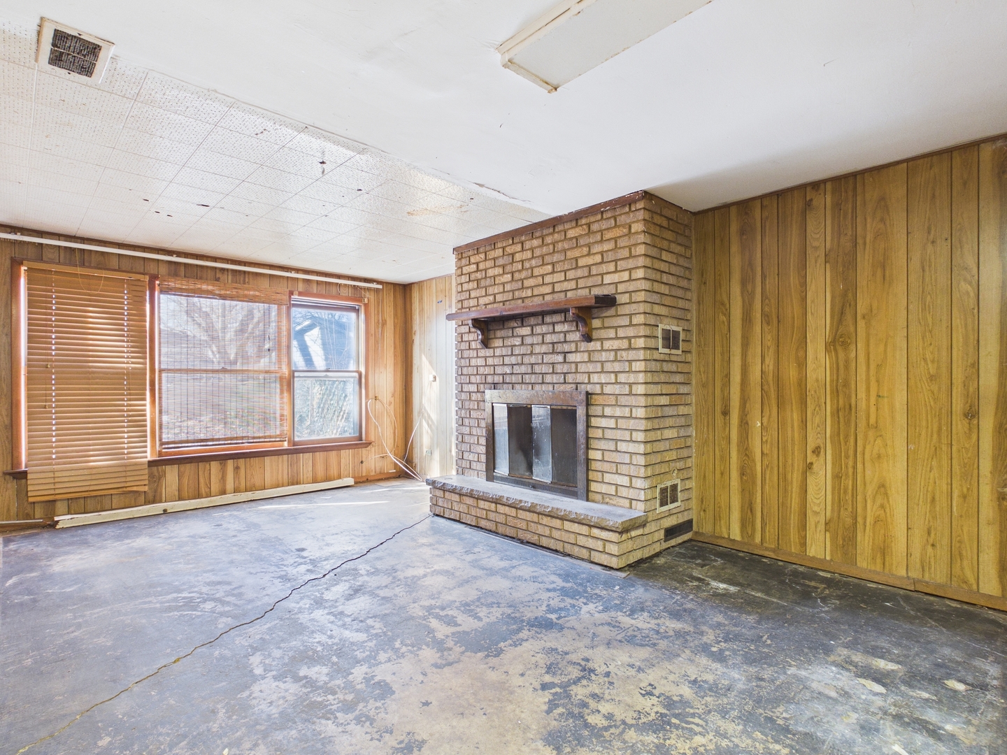 14600 Princeton Avenue, Dolton, IL 60419