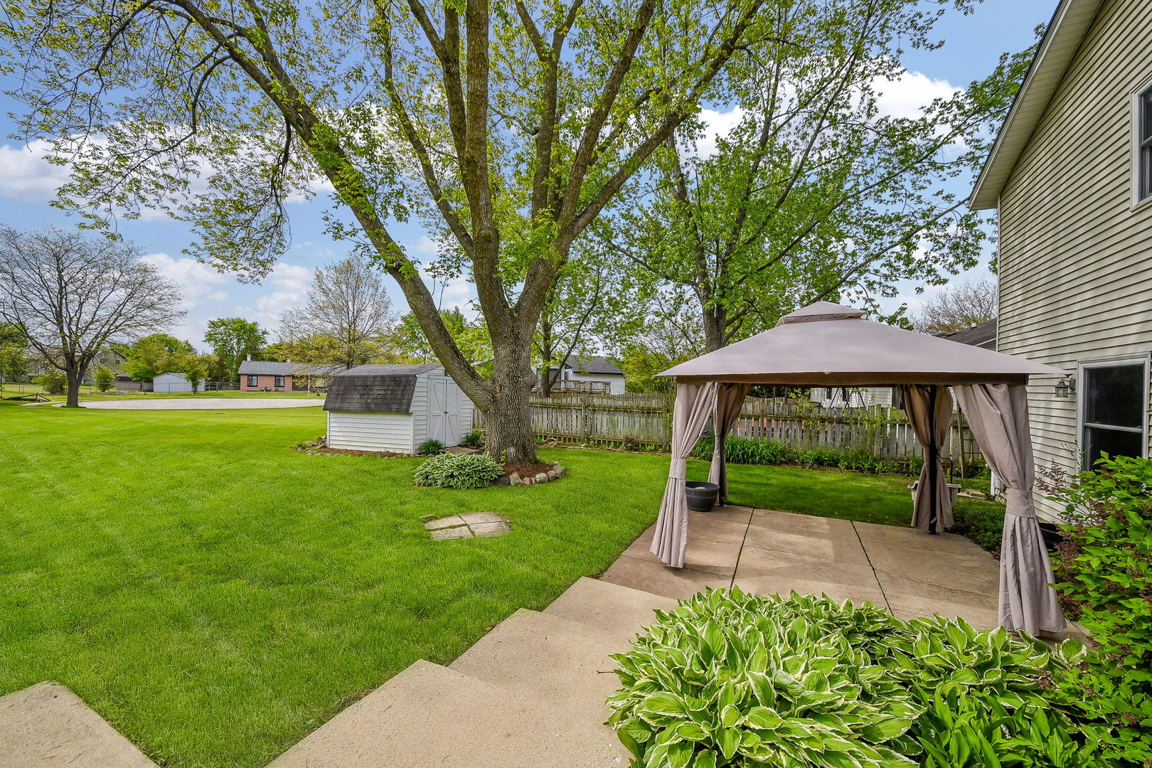 671 Coral Avenue, Bartlett, IL 60103