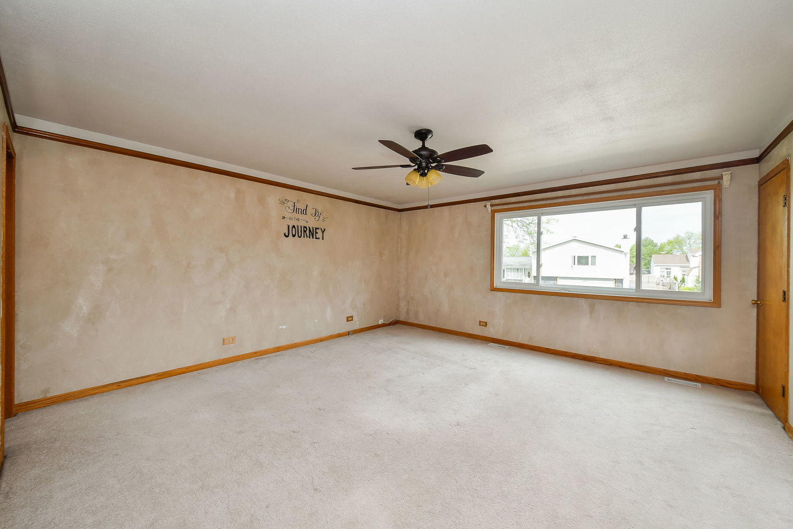 671 Coral Avenue, Bartlett, IL 60103