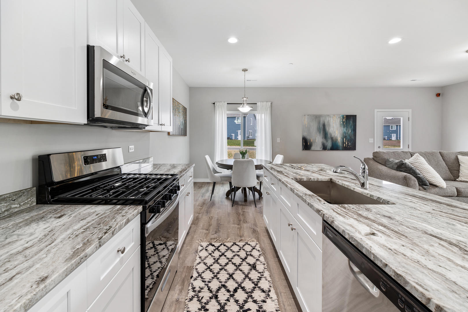 1220 Gillespie Lane, Yorkville, IL 60560