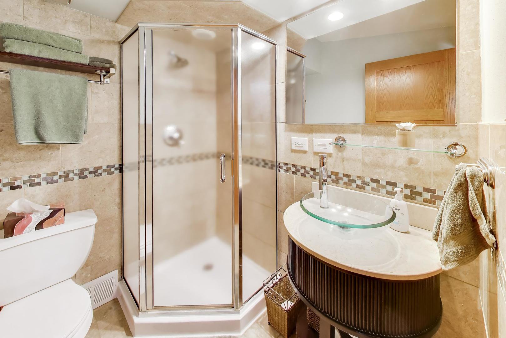 802 Lill Street, Barrington, IL 60010