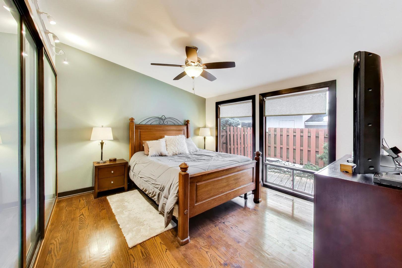 802 Lill Street, Barrington, IL 60010