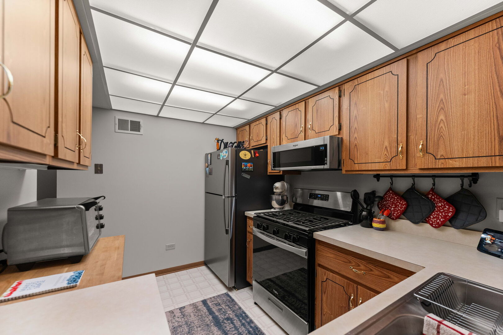 4926 134TH Street #204, Crestwood, IL 60418