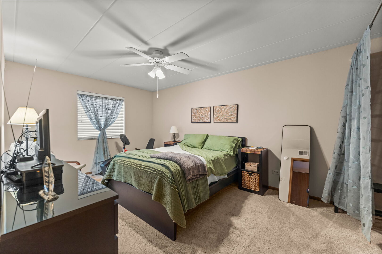 4926 134TH Street #204, Crestwood, IL 60418