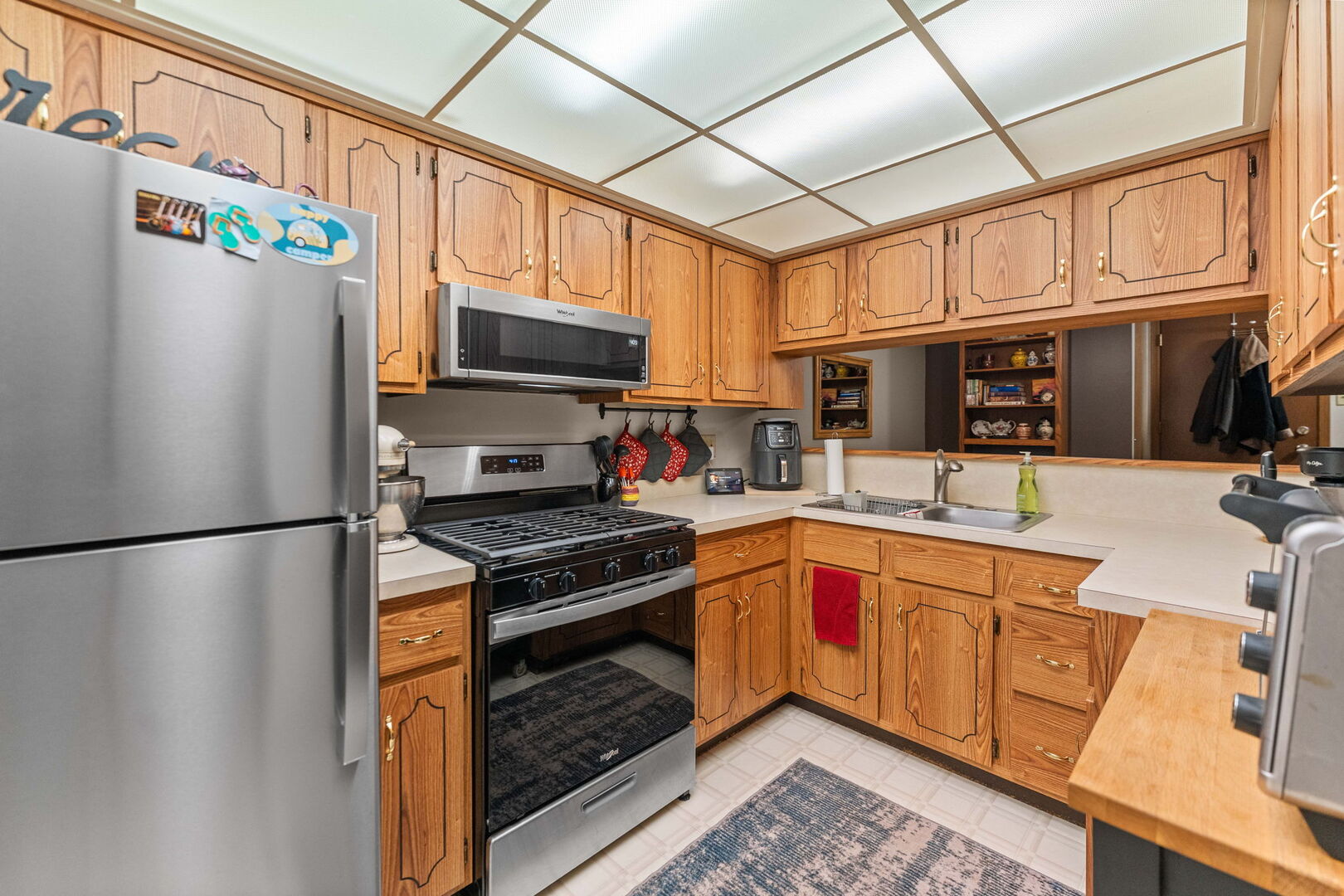 4926 134TH Street #204, Crestwood, IL 60418