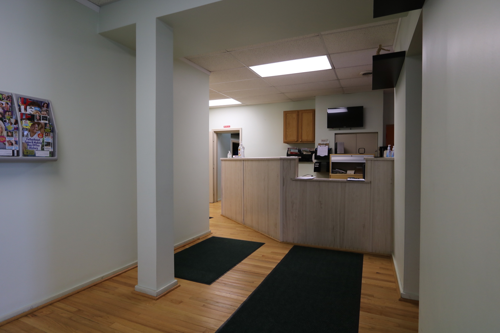 6737 W 95th Street, Oak Lawn, IL 60453