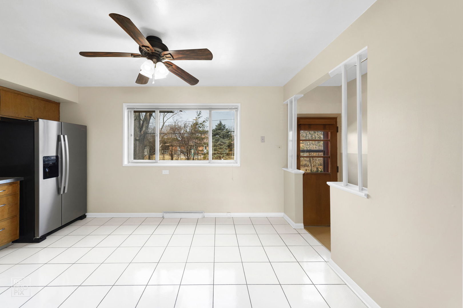 393 E Huntington Lane, Elmhurst, IL 60126